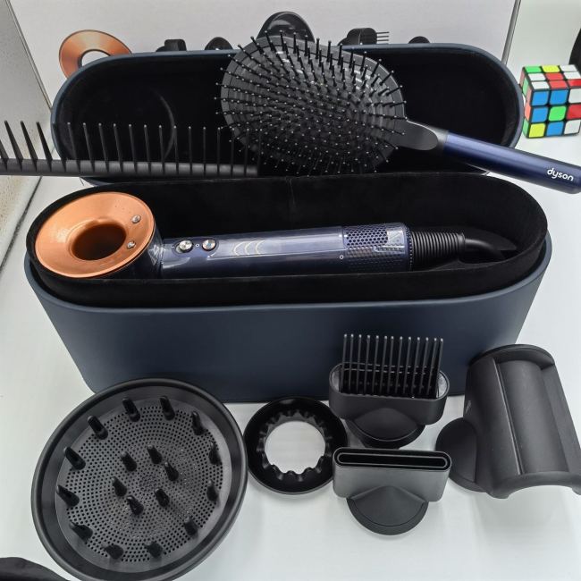 Dyson Hair Dryer Blue Gift box HD07