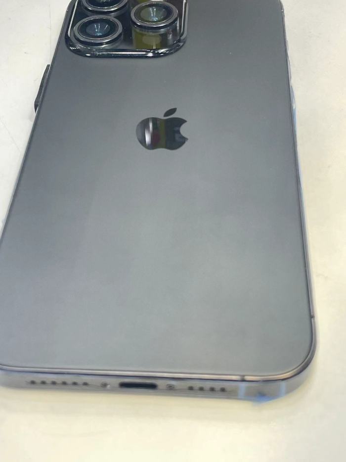 iphone 15promax（Contact on WhatsApp to order）