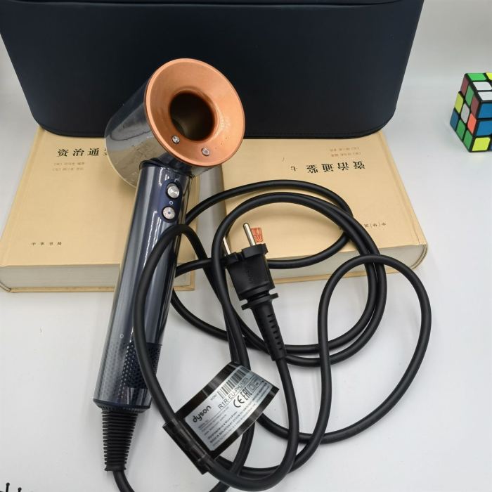 Dyson Hair Dryer Blue Gift box HD07