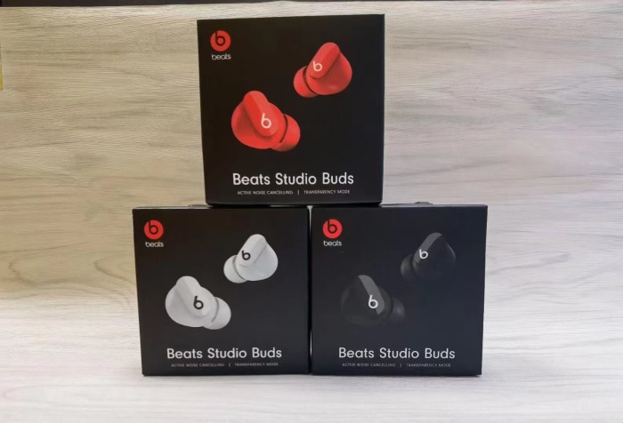 Beats Studio Buds