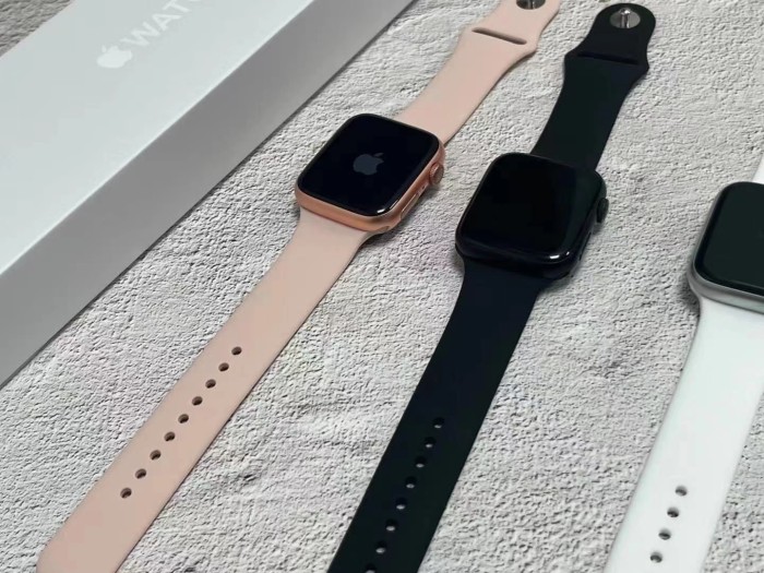 Apple Watch S10（Contact on WhatsApp to order）