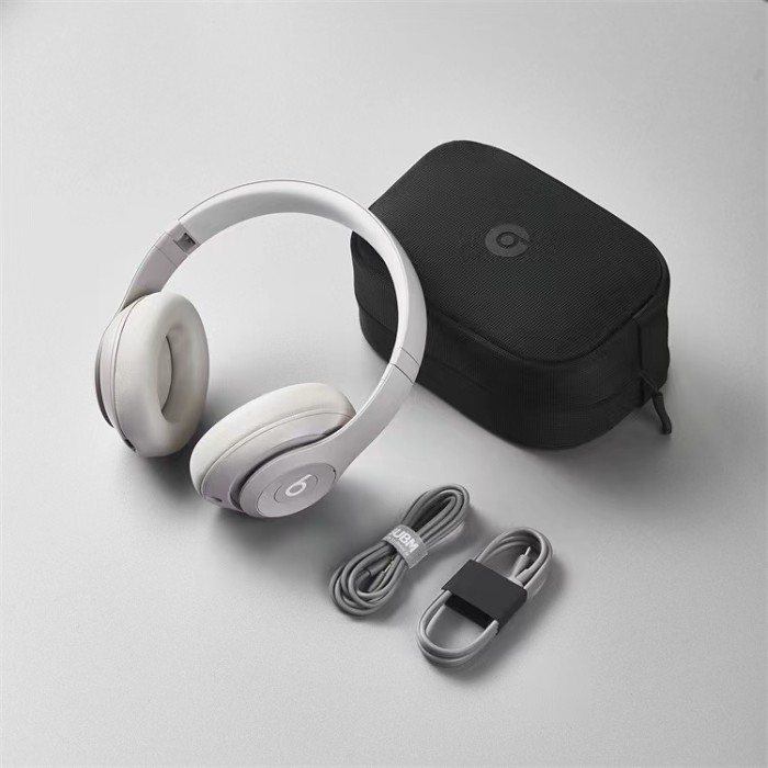 Beats Studio Pro