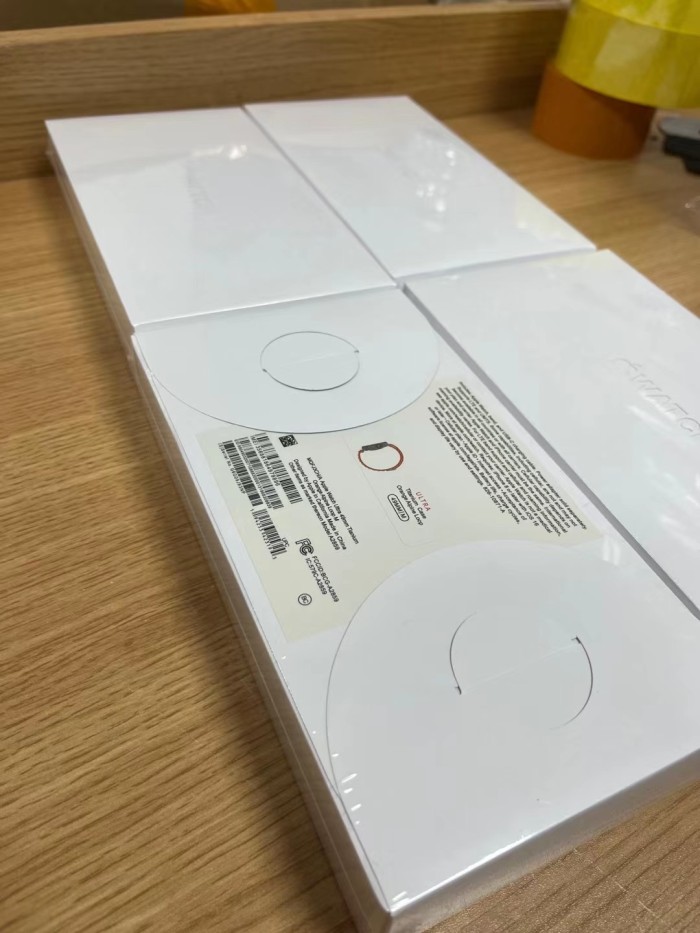 Apple Watch Ultra（Contact on WhatsApp to order）