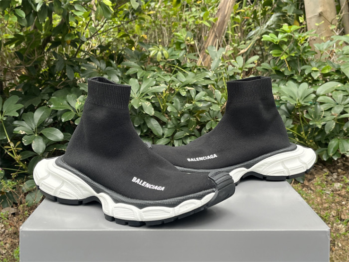 Balenciaga 10 3XL white and black socks shoes（7-12 work day deliver）