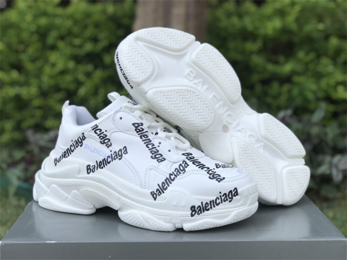 Paris TRIPLE S logo white dad shoes（7-12 work day deliver）