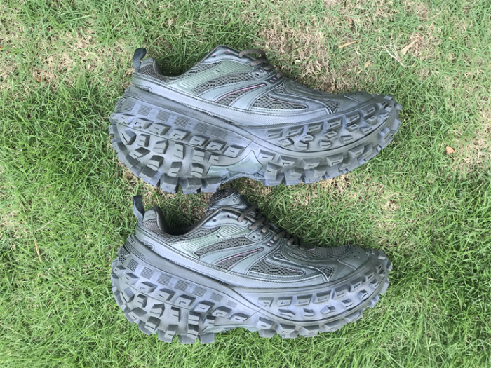 Balenciaga tire shoes dark green（7-12 work day deliver）