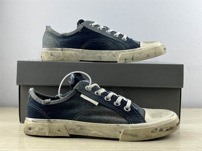 Balenciaga 22 summer new PARIS worn and distressed effect casual low-top canvas shoes（7-12 work day deliver）