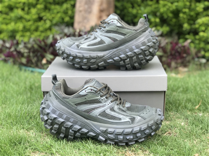 Balenciaga tire shoes dark green（7-12 work day deliver）