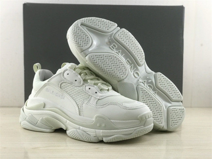 Balenciaga dad shoes luminous（7-12 work day deliver）