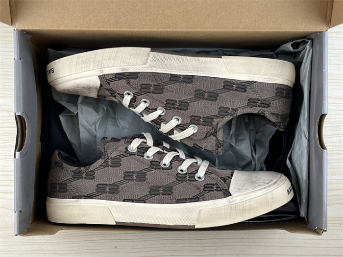 Balenciaga low-top canvas shoes（7-12 work day deliver）