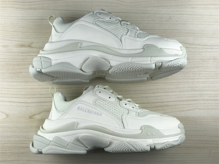 Balenciaga dad shoes luminous（7-12 work day deliver）