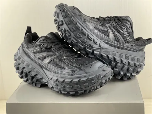 Balenciaga tire shoes black（7-12 work day deliver）