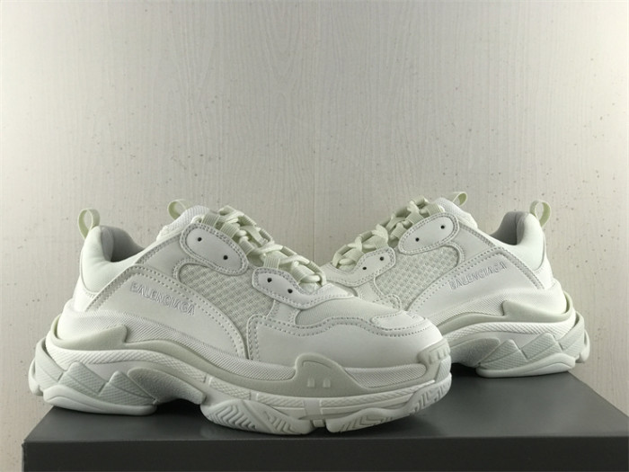 Balenciaga dad shoes luminous（7-12 work day deliver）