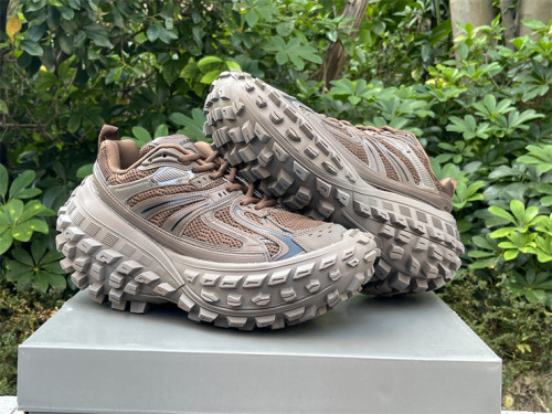 Balenciaga tire shoes brown（7-12 work day deliver）