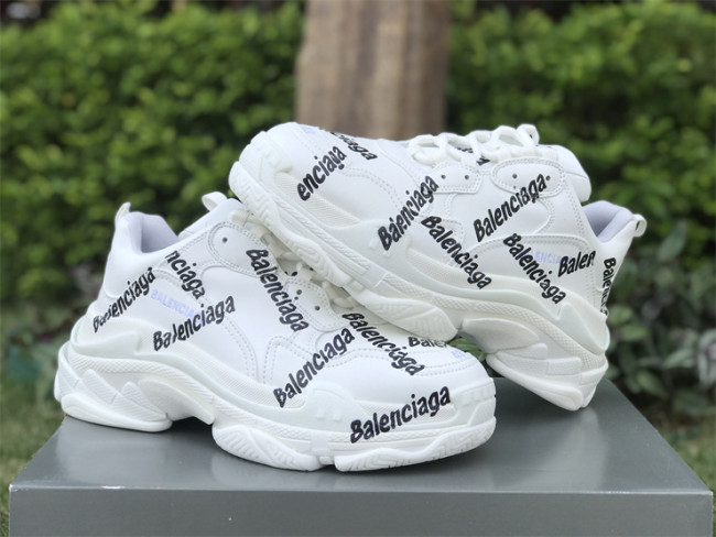 Paris TRIPLE S logo white dad shoes（7-12 work day deliver）