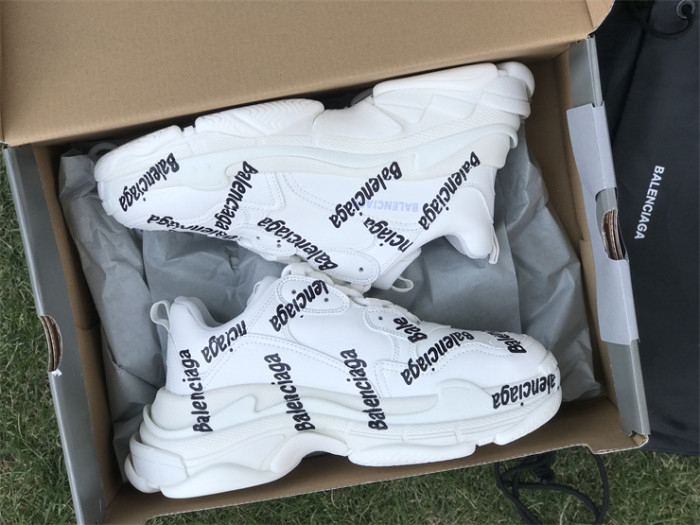 Paris TRIPLE S logo white dad shoes（7-12 work day deliver）