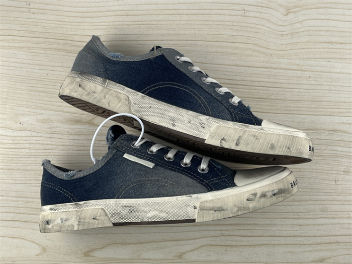 Balenciaga 22 summer new PARIS worn and distressed effect casual low-top canvas shoes（7-12 work day deliver）