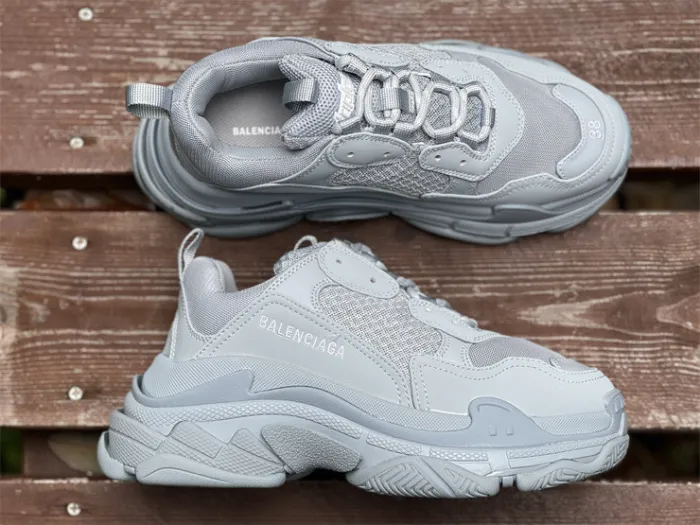 Balenciaga, retro, powder blue color（7-12 work day deliver）