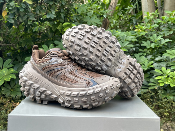 Balenciaga tire shoes brown（7-12 work day deliver）