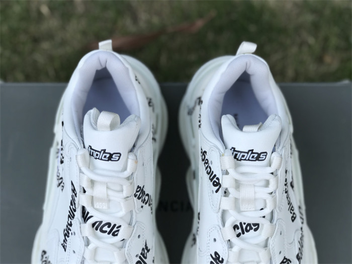 Paris TRIPLE S logo white dad shoes（7-12 work day deliver）