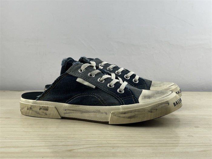 Balenciaga 22 summer new PARIS worn and distressed effect casual low-top canvas shoes（7-12 work day deliver）