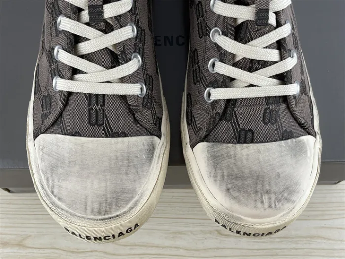 Balenciaga low-top canvas shoes（7-12 work day deliver）