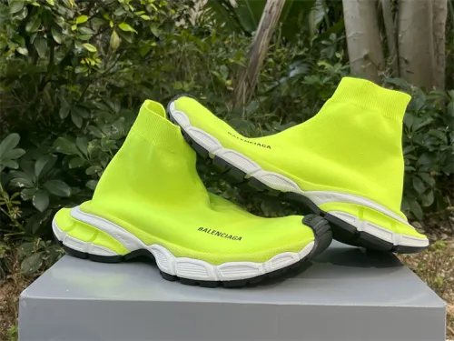 Balenciaga 10 3XL fluorescent green sock shoes（7-12 work day deliver）