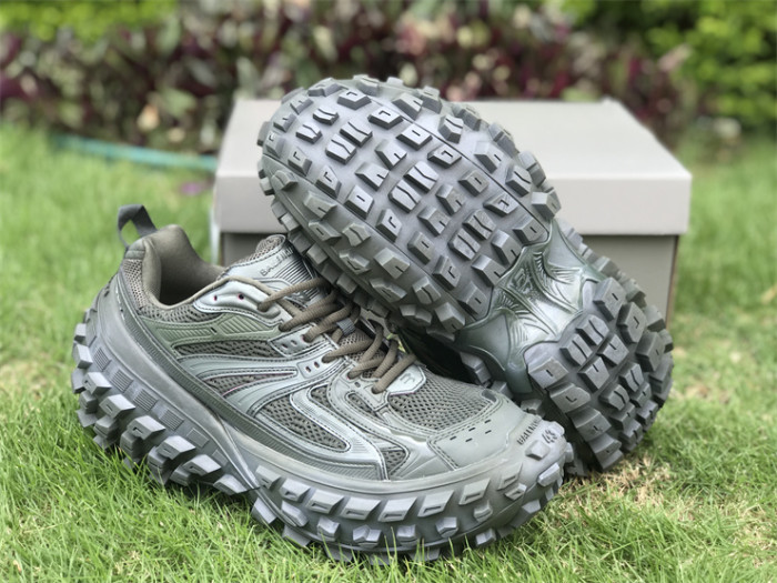 Balenciaga tire shoes dark green（7-12 work day deliver）