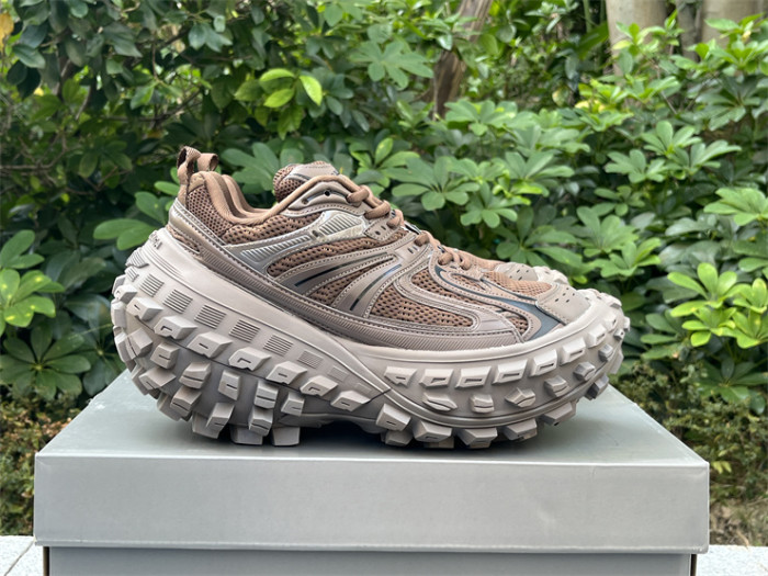 Balenciaga tire shoes brown（7-12 work day deliver）