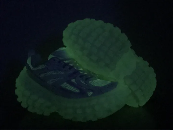 Balenciaga tire shoes luminous（7-12 work day deliver）