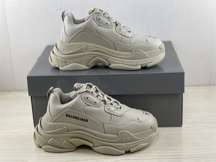 Paris Retro, Khaki（7-12 work day deliver）