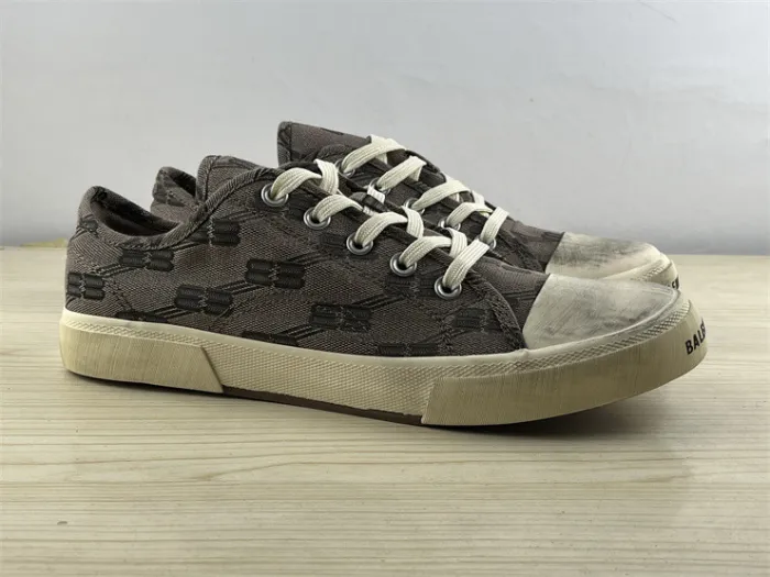 Balenciaga low-top canvas shoes（7-12 work day deliver）