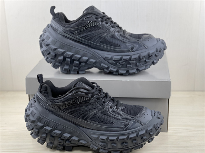 Balenciaga tire shoes black（7-12 work day deliver）