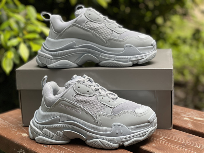 Balenciaga, retro, powder blue color（7-12 work day deliver）