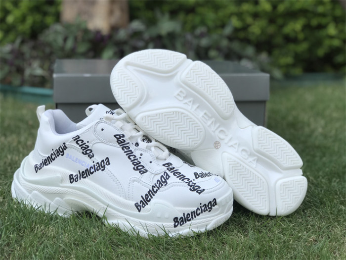 Paris TRIPLE S logo white dad shoes（7-12 work day deliver）