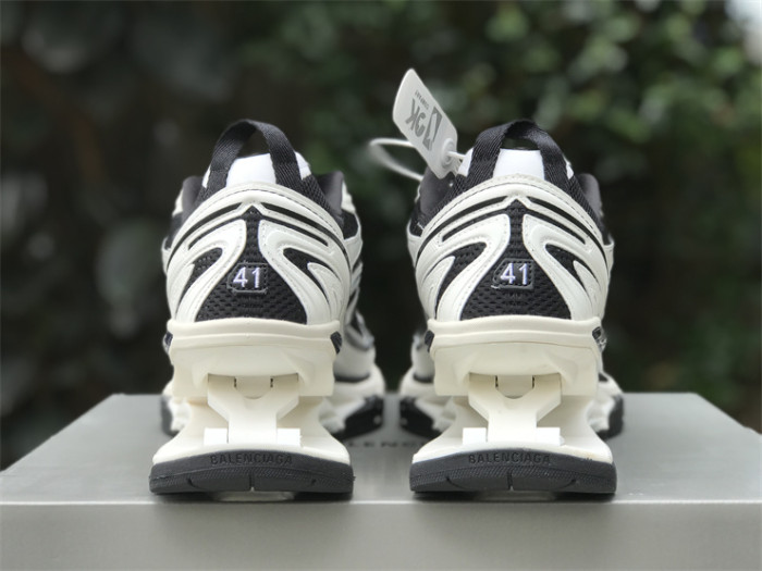 Paris Spring Shoes White and Black（7-12 work day deliver）