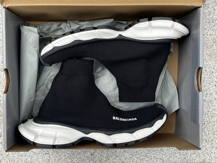 Balenciaga 10 3XL white and black socks shoes（7-12 work day deliver）