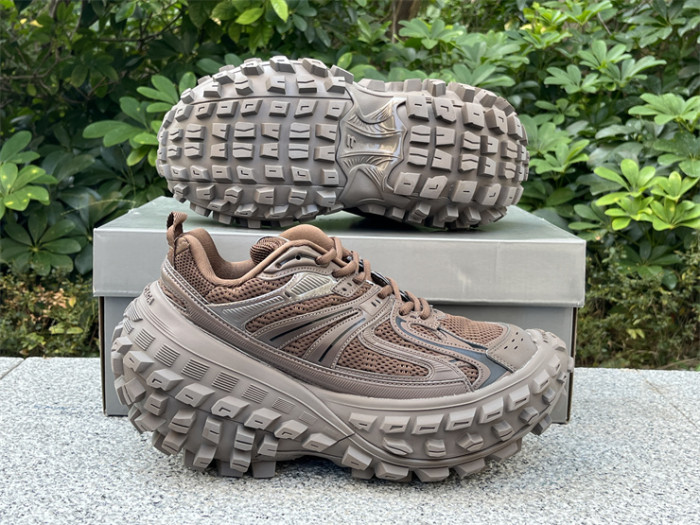 Balenciaga tire shoes brown（7-12 work day deliver）