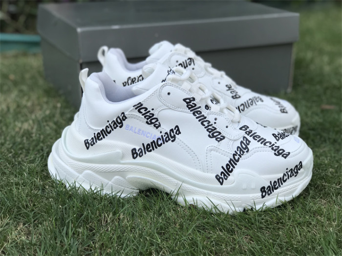Paris TRIPLE S logo white dad shoes（7-12 work day deliver）