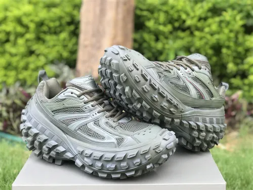 Balenciaga tire shoes dark green（7-12 work day deliver）