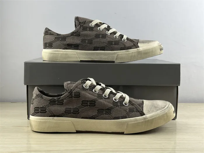 Balenciaga low-top canvas shoes（7-12 work day deliver）