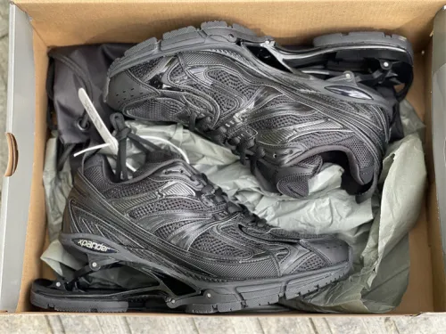 Balenciaga（7-12 work day deliver）