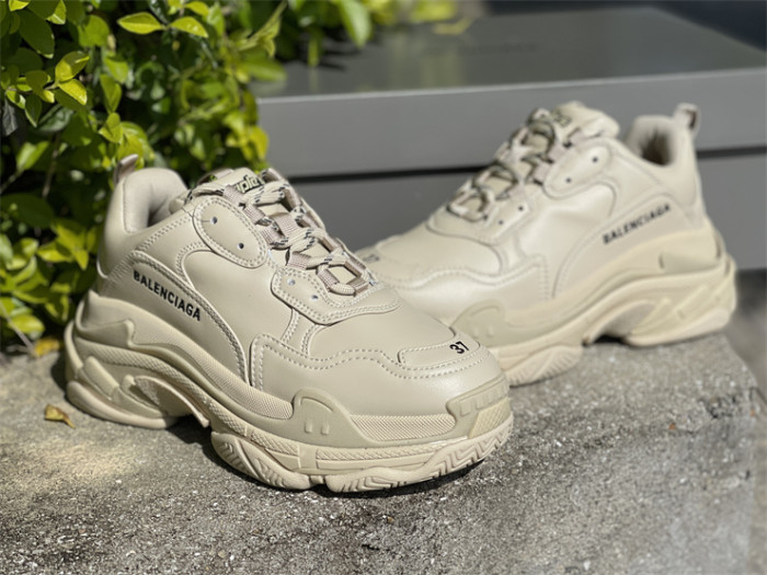 Paris Retro, Khaki（7-12 work day deliver）