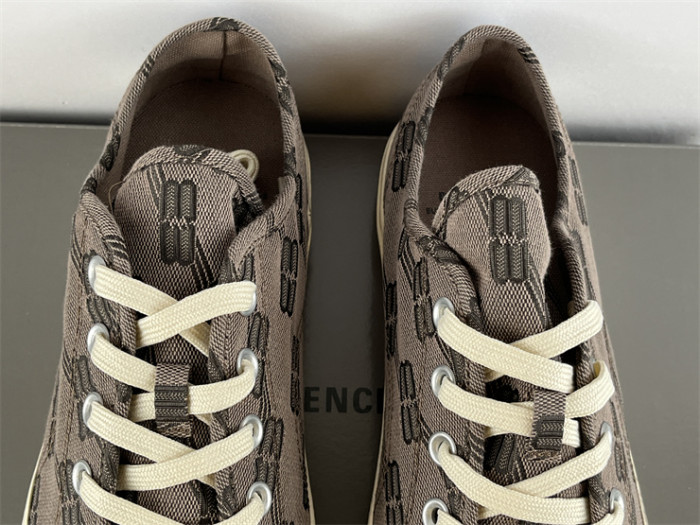 Balenciaga low-top canvas shoes（7-12 work day deliver）