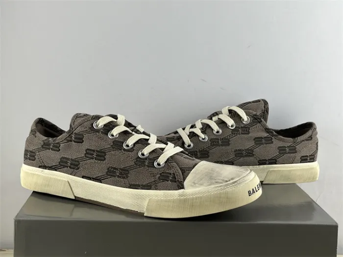 Balenciaga low-top canvas shoes（7-12 work day deliver）
