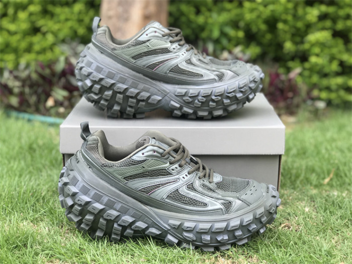 Balenciaga tire shoes dark green（7-12 work day deliver）