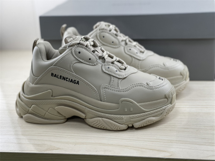Paris Retro, Khaki（7-12 work day deliver）