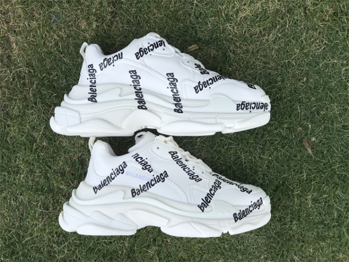 Paris TRIPLE S logo white dad shoes（7-12 work day deliver）