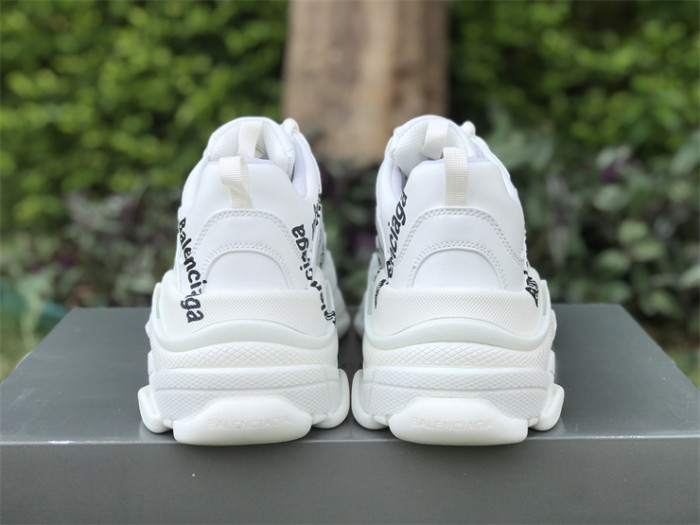 Paris TRIPLE S logo white dad shoes（7-12 work day deliver）