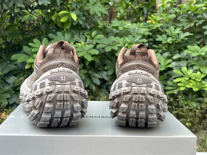 Balenciaga tire shoes brown（7-12 work day deliver）